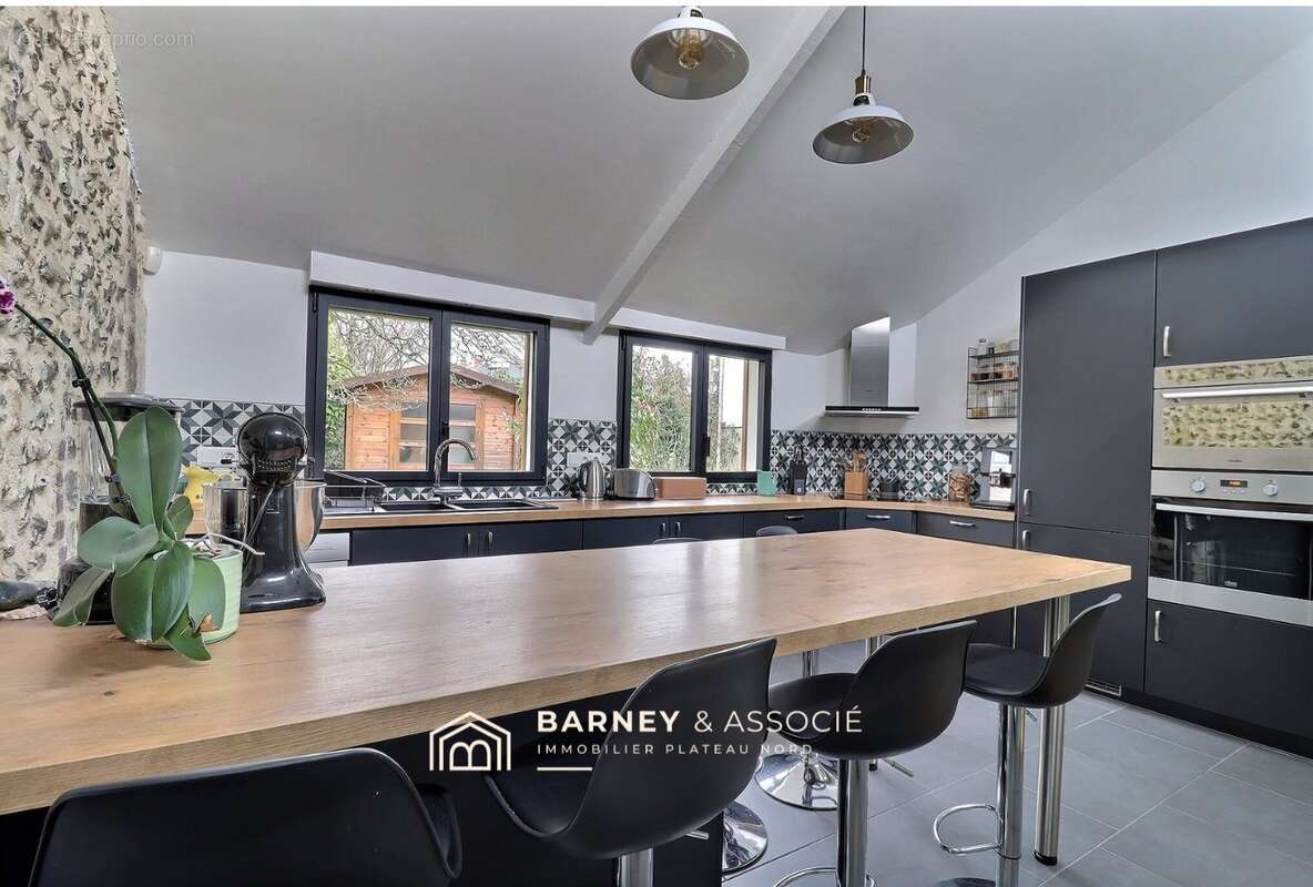 Maison à BOIS-GUILLAUME