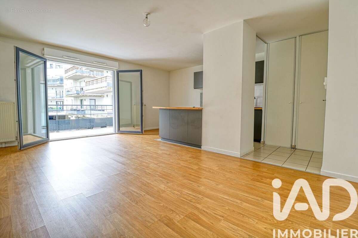 Photo 6 - Appartement à SAINT-OUEN-L'AUMONE