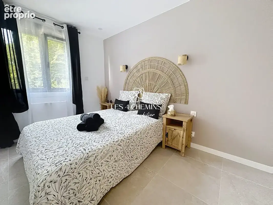 Villa 6 pièces - 140 m2 entièrement rénovée - photo 9