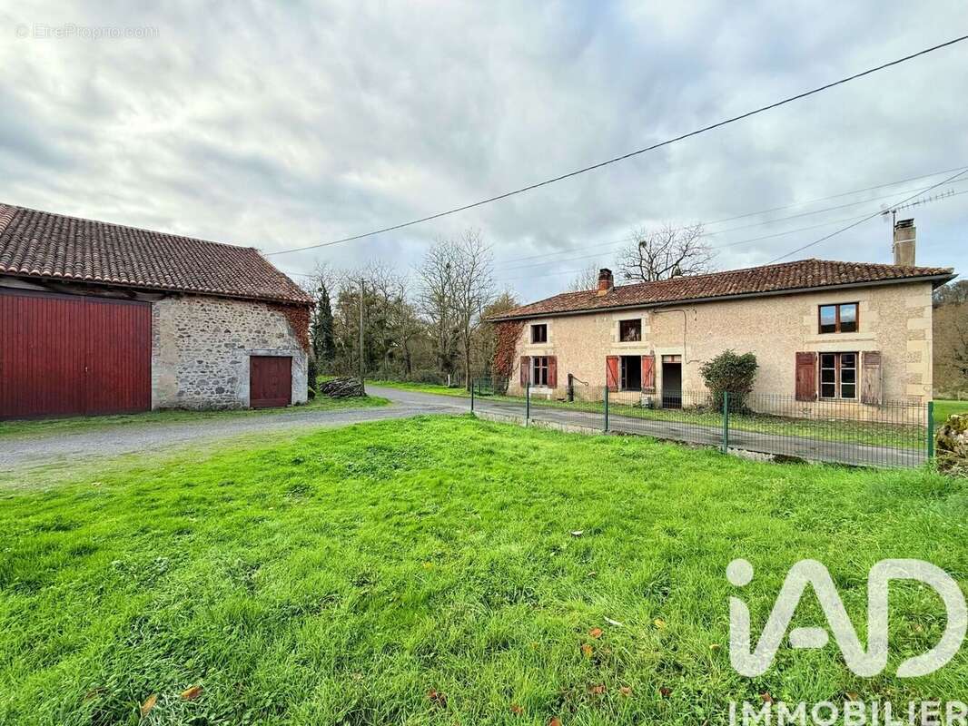 Photo 2 - Maison à MOUSSAC