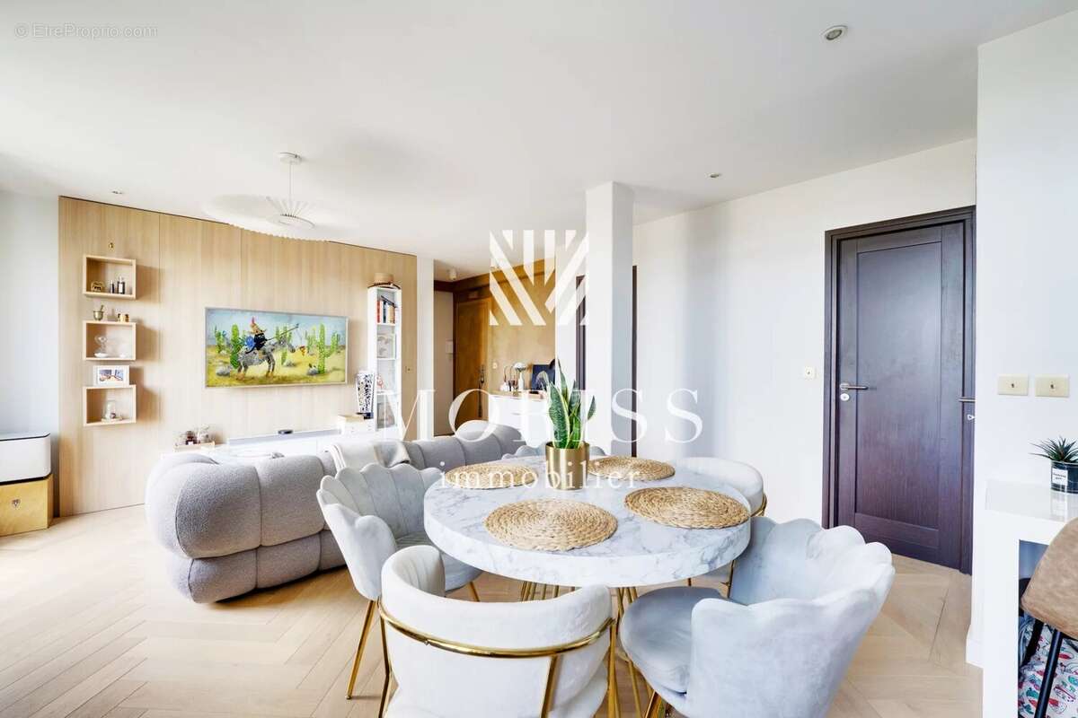 Appartement à PARIS-14E