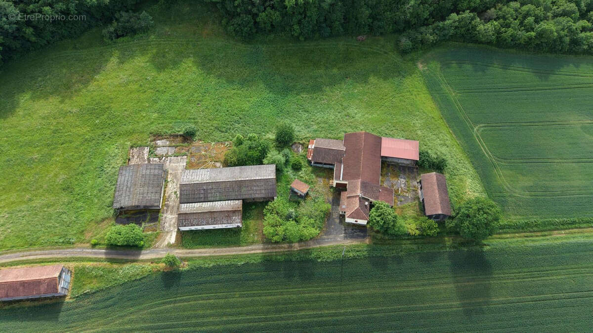 Maison à MONSEMPRON-LIBOS