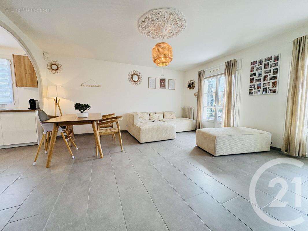 Maison à RILHAC-RANCON