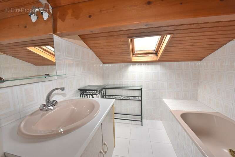 Maison à SAINT-JUERY