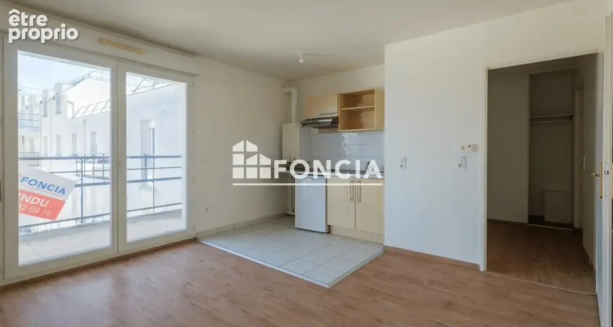 Meaux - Studio 28 m2 avec Balcon avec une place de stationnement en sous-sol - photo 3