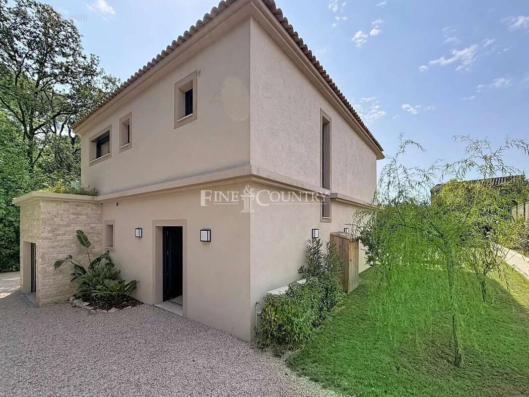 Villa à vendre à Mougins moderne neuve - photo 20