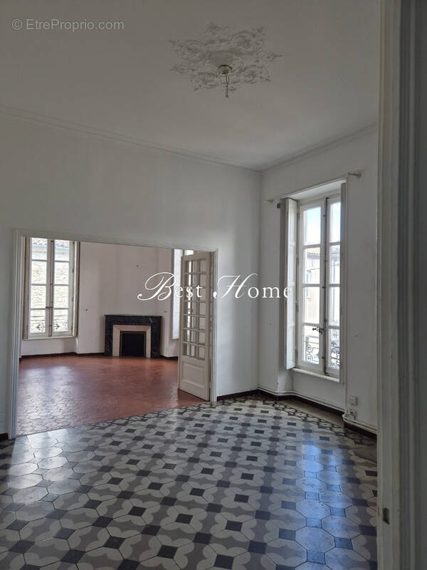 Appartement à NIMES