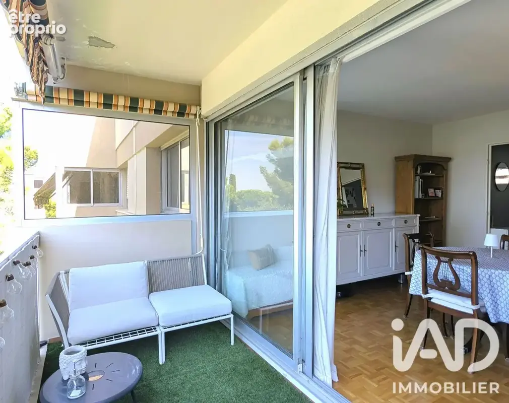 Photo 1 - Appartement à MARSEILLE-8E