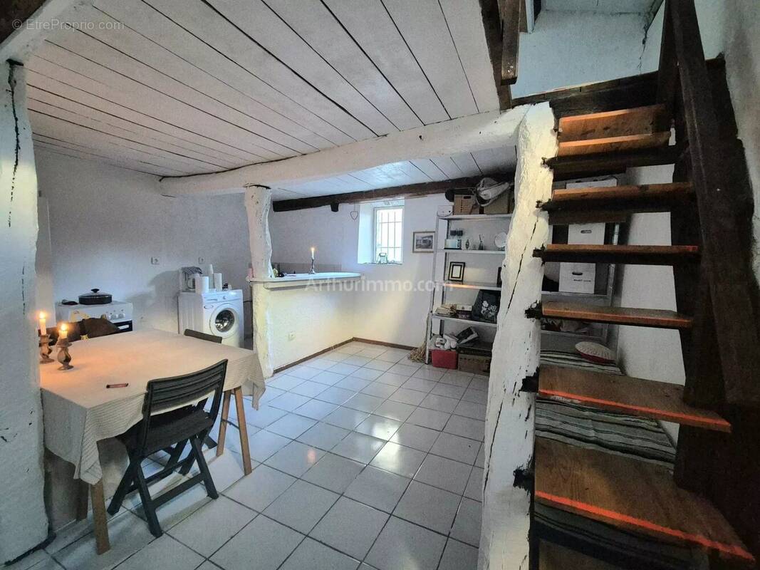 Appartement à GONFARON