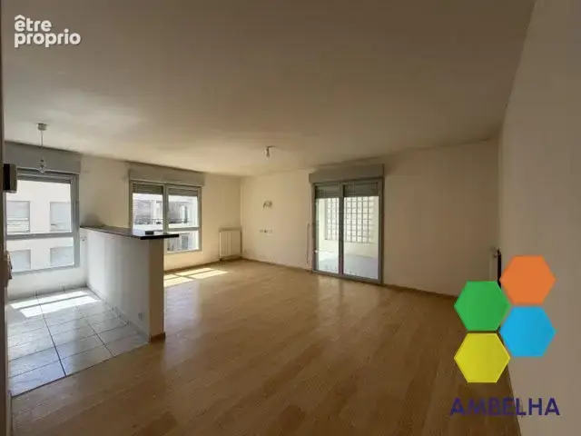 Appartement à LA RICHE