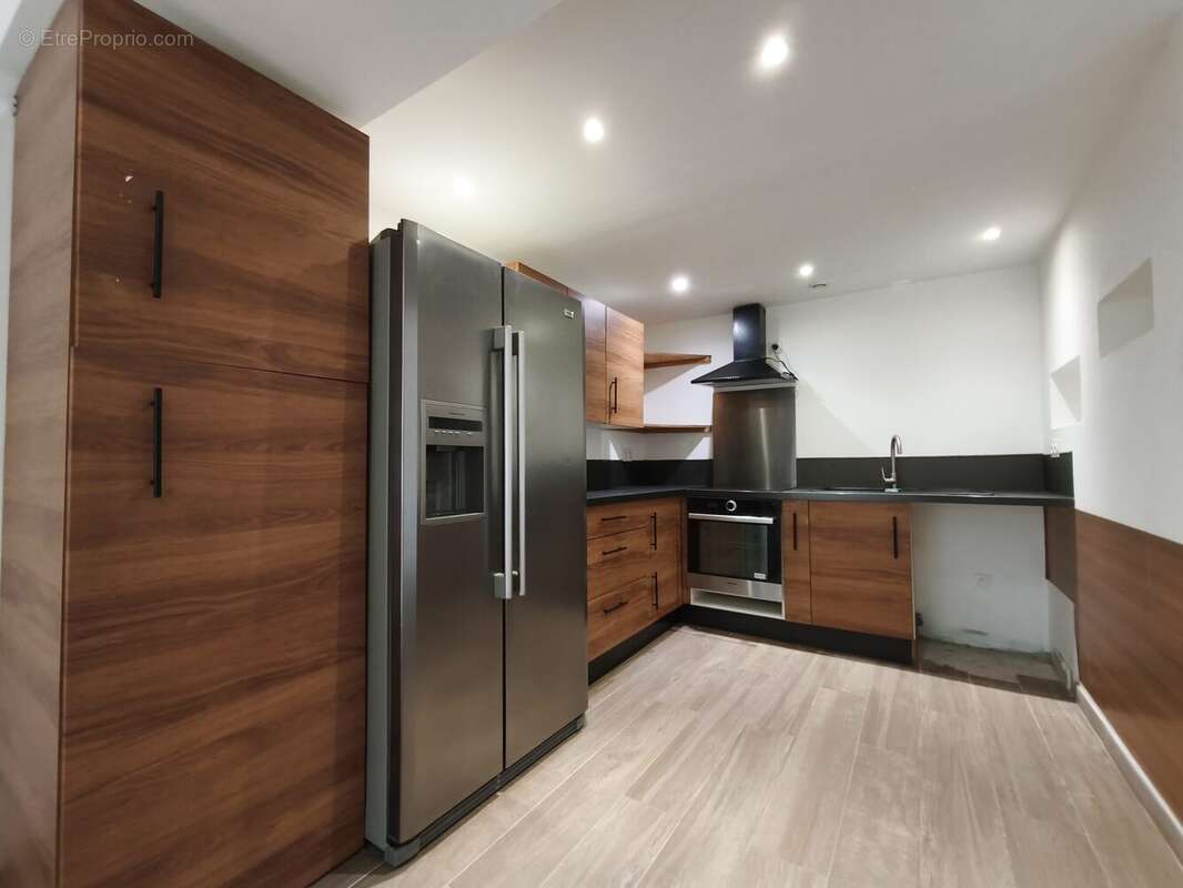CUISINE - Appartement à NIMES