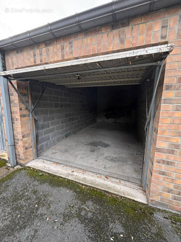 Parking à SAINT-SAULVE