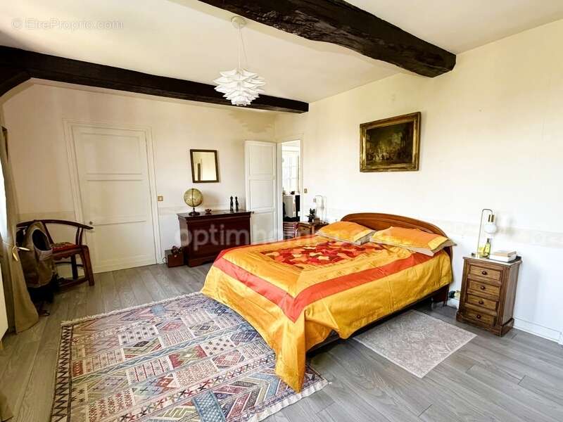 Demeure de caractère du XVIIe siècle rénovée avec élégance – Une adresse rare au cœur de la ville de Bernay (27300) - photo 17