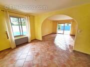 Maison à SIX-FOURS-LES-PLAGES