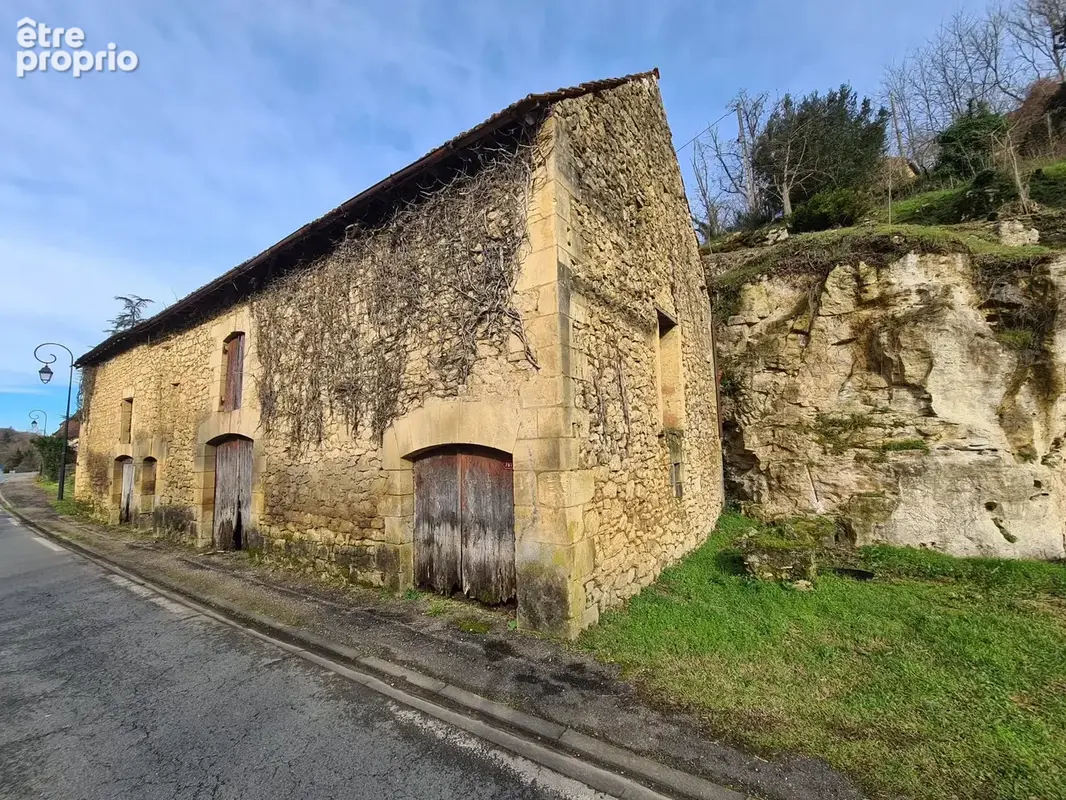 Charmante grange en pierre avec ruine, terrain et grotte - photo 5