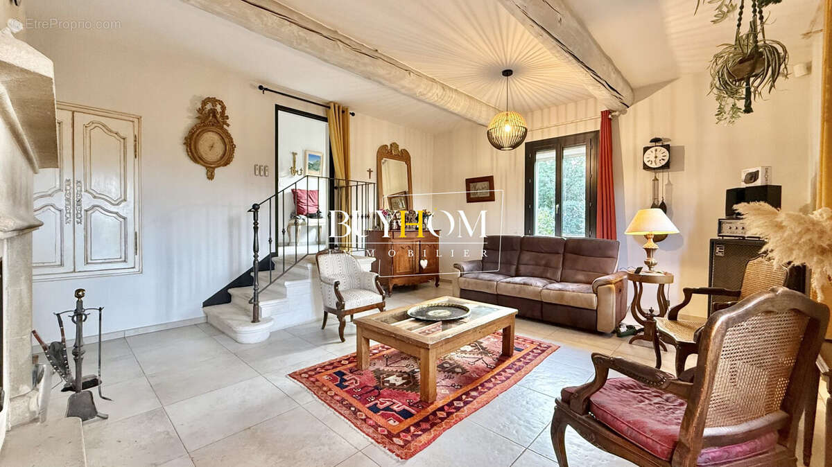 Maison à L'ISLE-SUR-LA-SORGUE