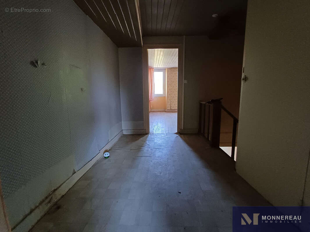 Maison à BAIGNES-SAINTE-RADEGONDE