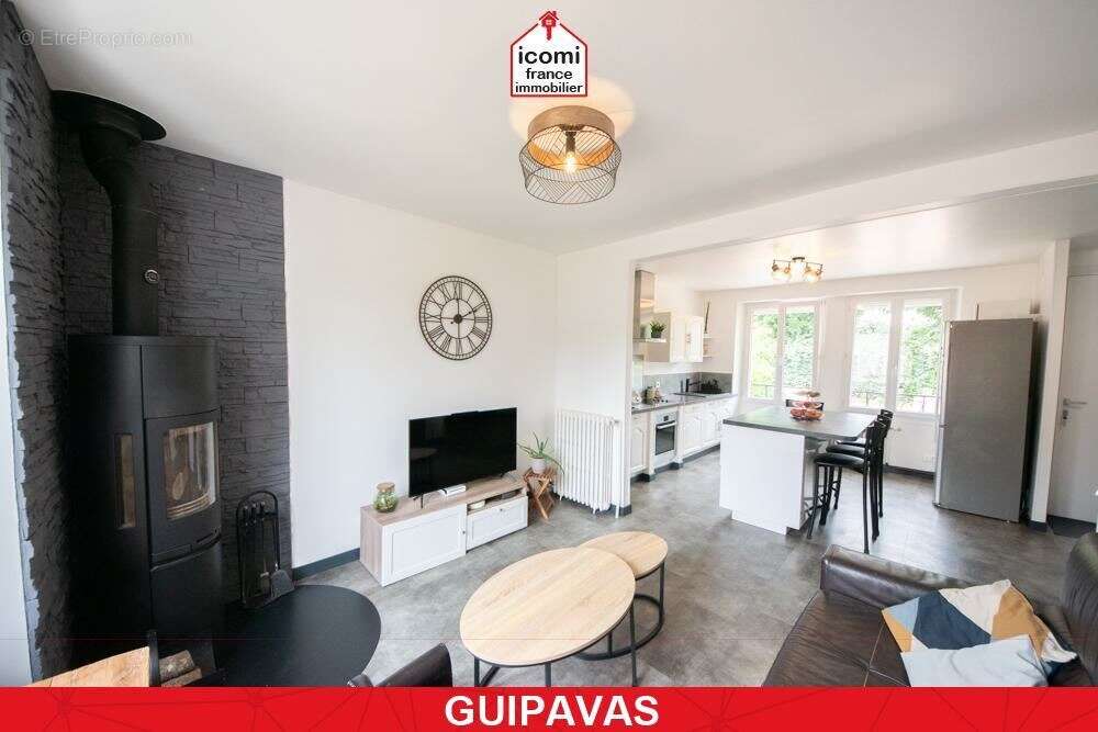 Maison à GUIPAVAS