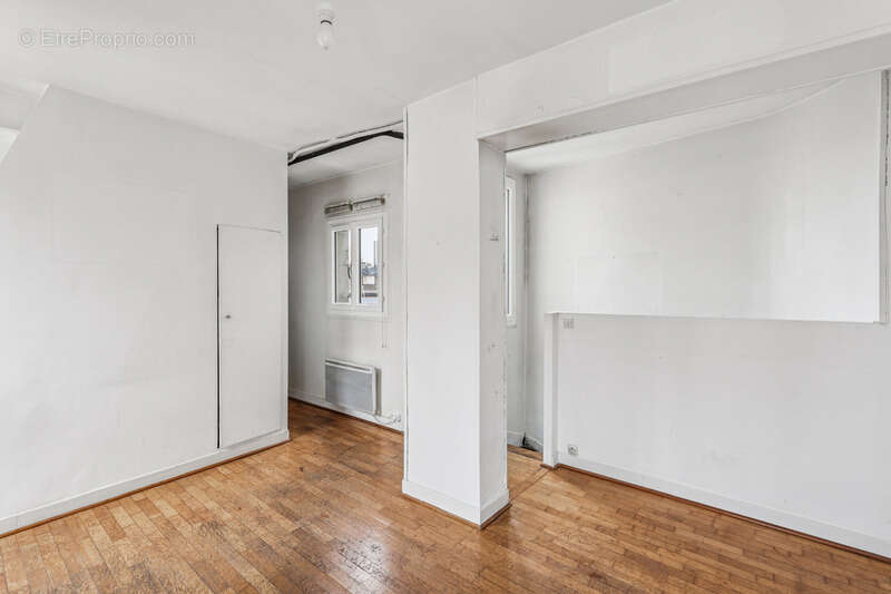 Appartement à PARIS-10E