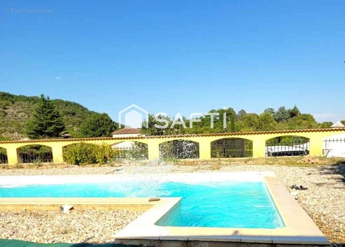 Photo 2 - Maison à MEYRANNES