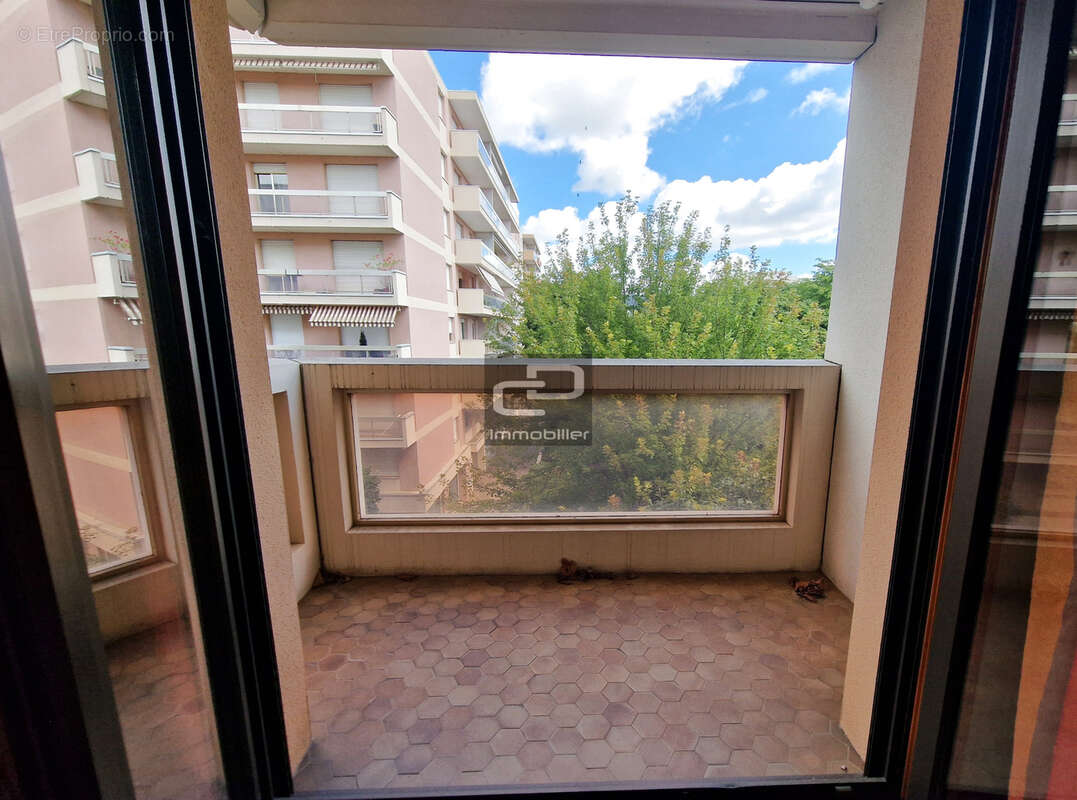 Appartement à LYON-3E