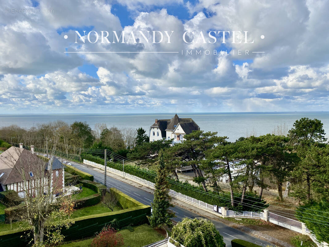 Appartement à TROUVILLE-SUR-MER