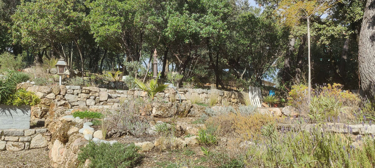 Maison à DRAGUIGNAN