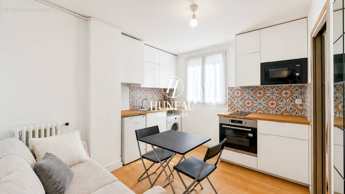 Appartement à PARIS-18E