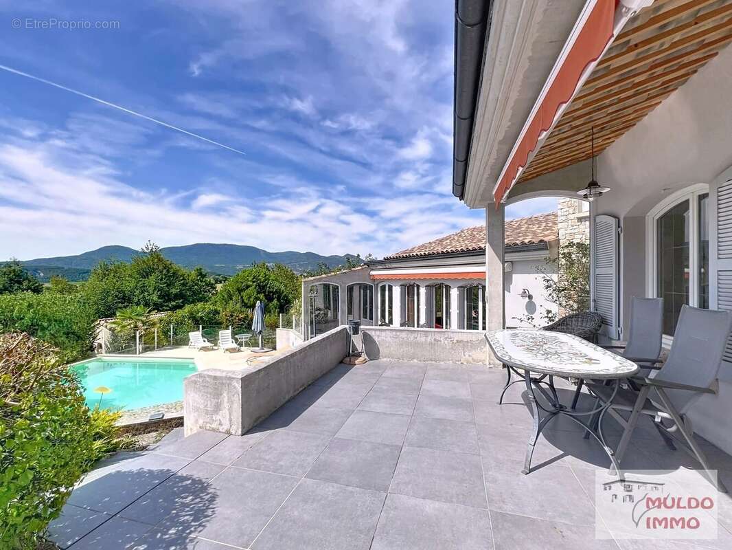 Maison à PRUNIERES