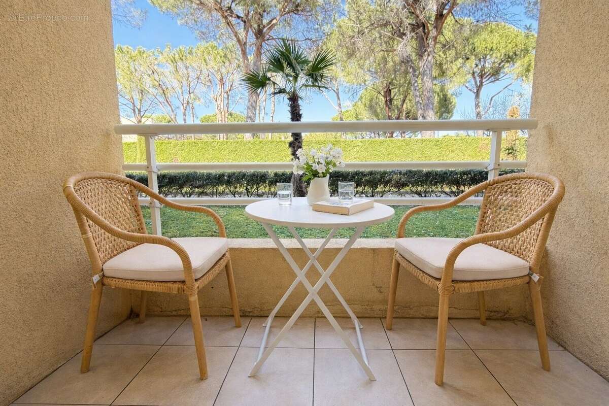 Alpes maritime (06) - mandeleu la napoule a vendre 3 pieces avec terrasse au calme - photo 8