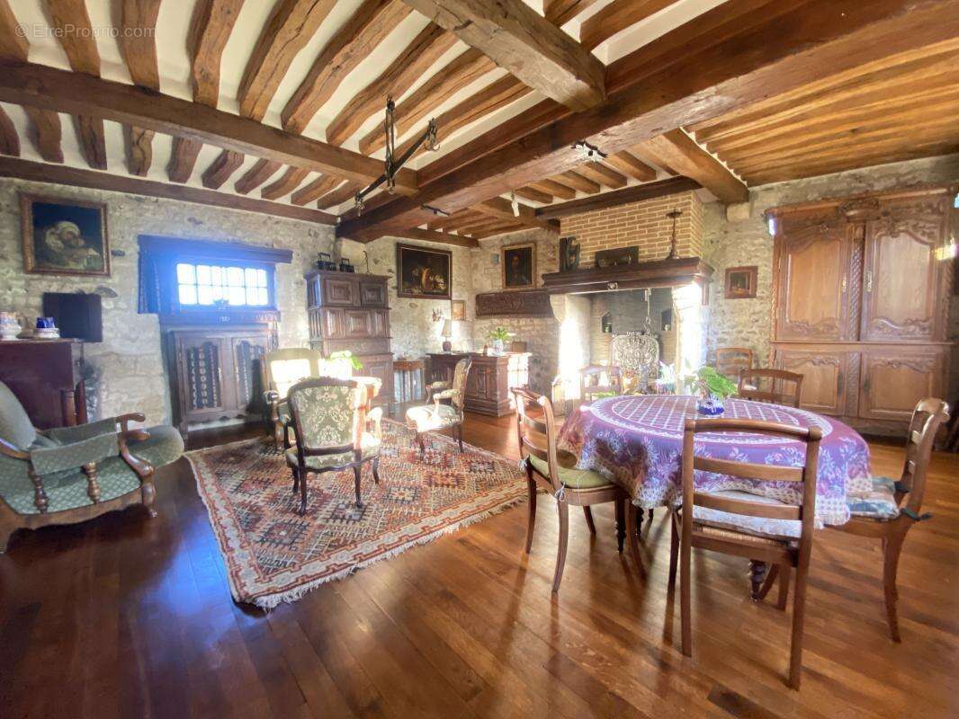 Maison à VILLERVILLE