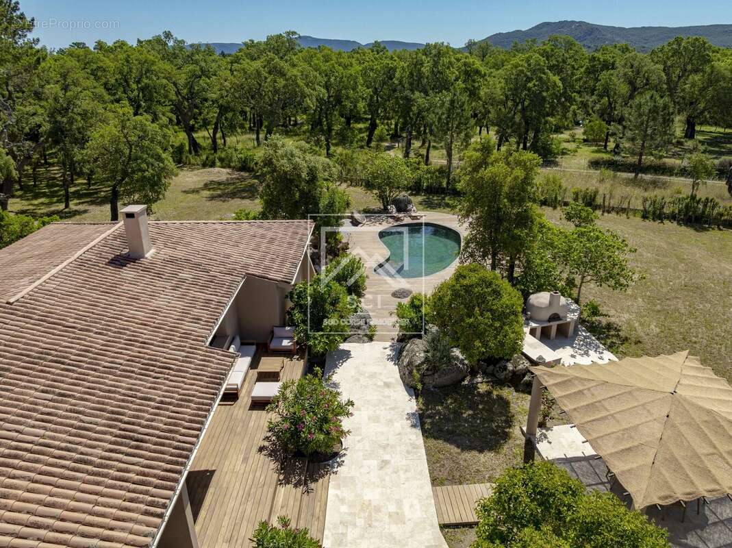 Maison à PORTO-VECCHIO