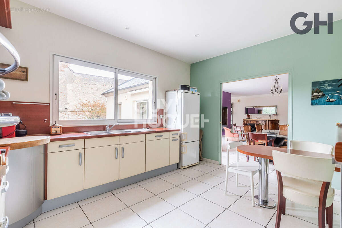 Maison à SOISY-SUR-SEINE