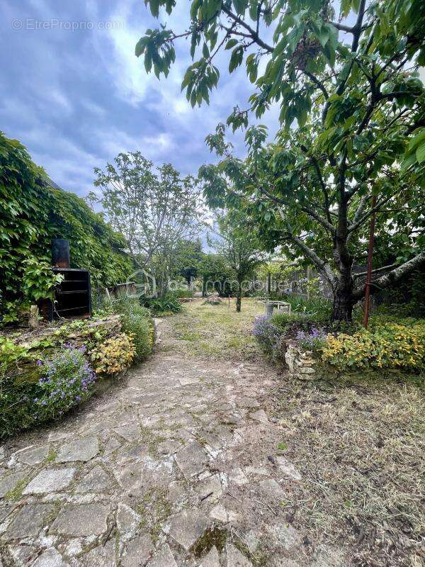 Maison à SAINT-PIERRE-DES-CORPS