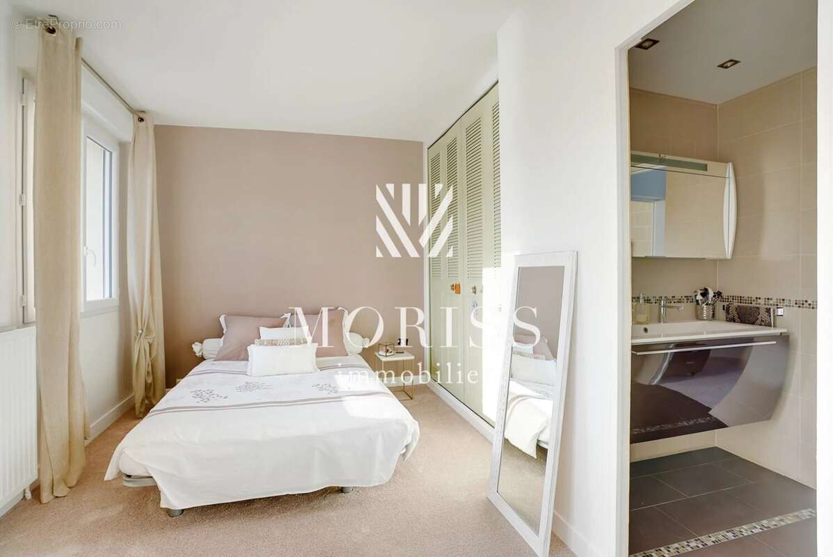 Maison à LE PERREUX-SUR-MARNE