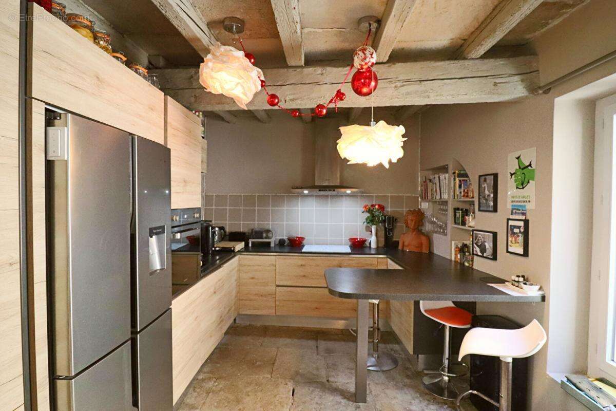 Maison Barbentane 7 pièce(s) 163 m2 - photo 6