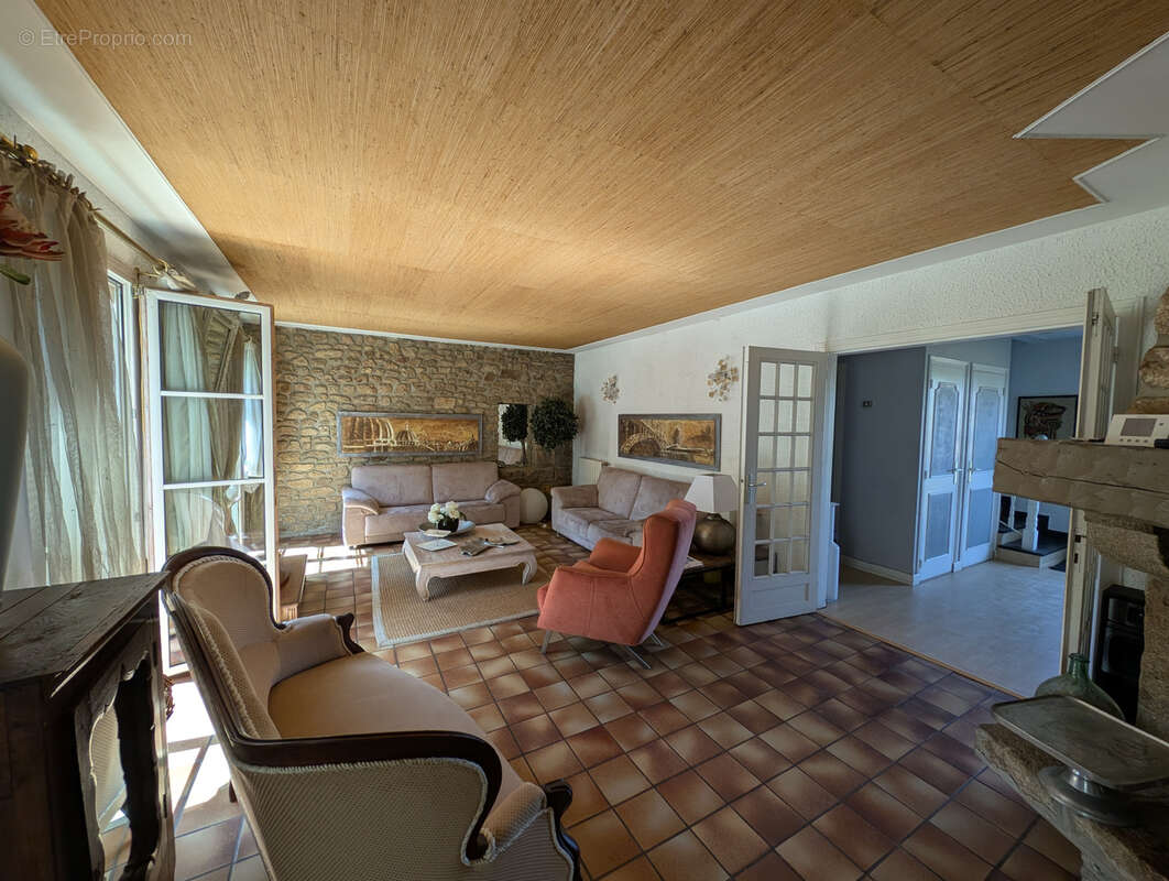 Maison à CLEGUER