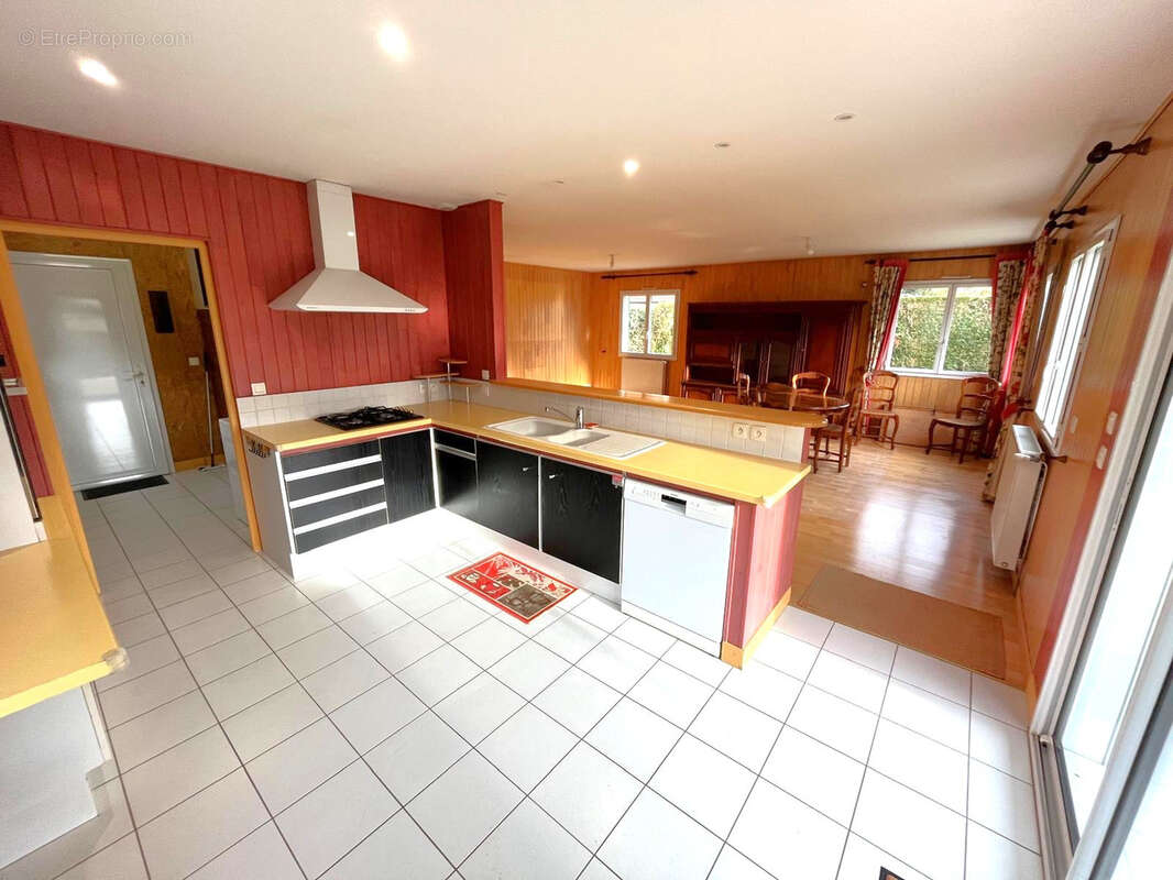 Maison à SAINT-PIAT