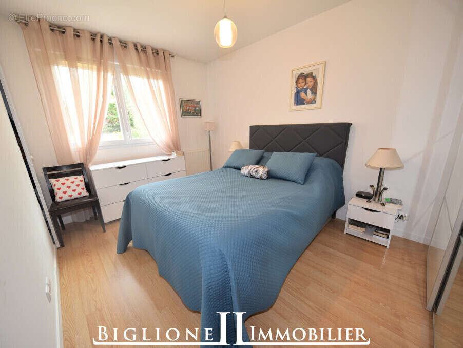 Appartement à VAIRES-SUR-MARNE