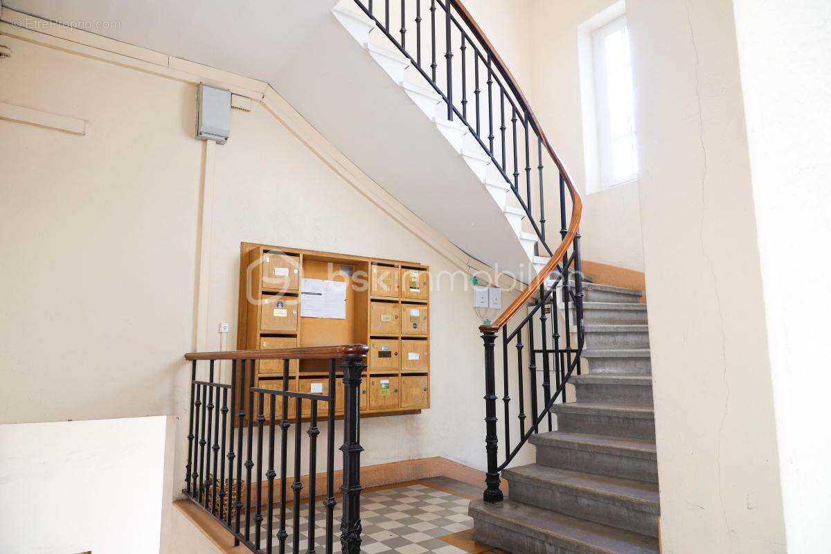 Appartement à TASSIN-LA-DEMI-LUNE