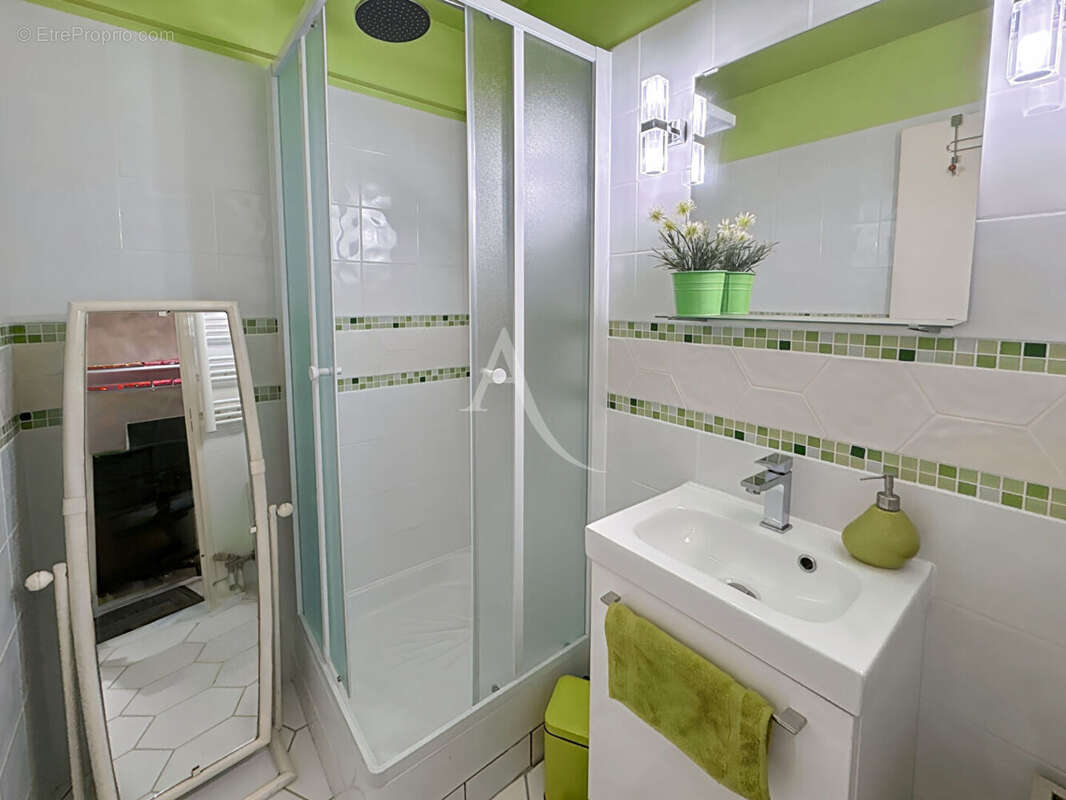 Maison à JOUY-LE-MOUTIER