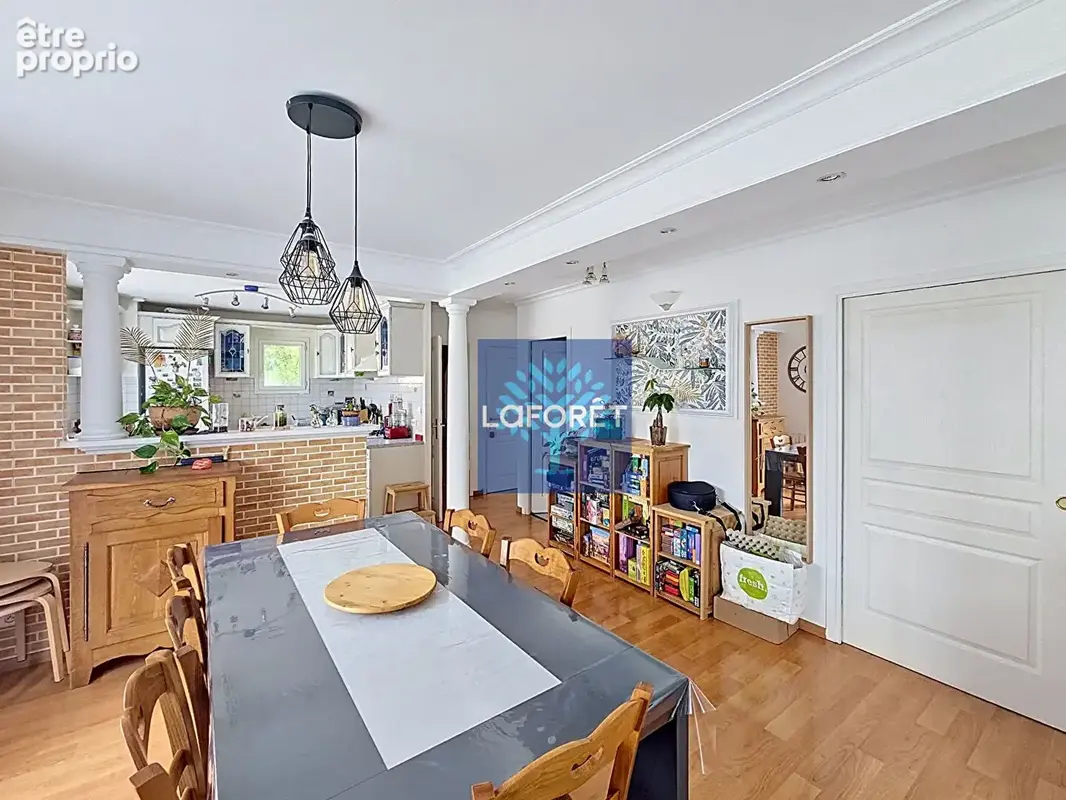 Chaponnay hyper centre - t5 en duplex 105m² - photo 2