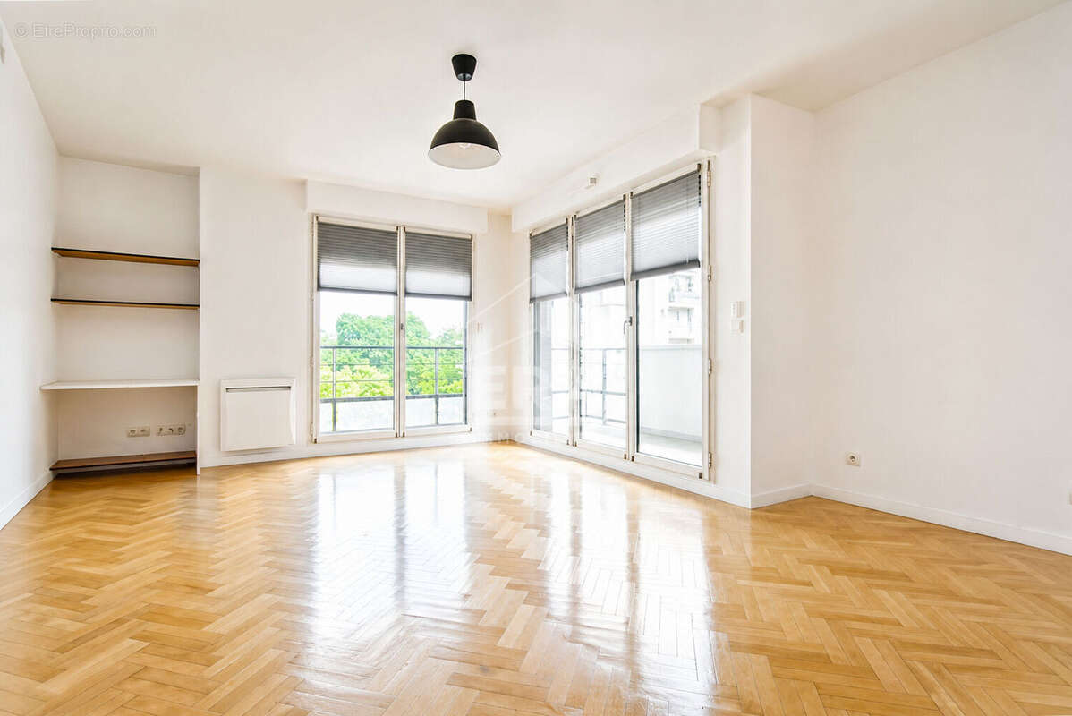 Appartement à ISSY-LES-MOULINEAUX