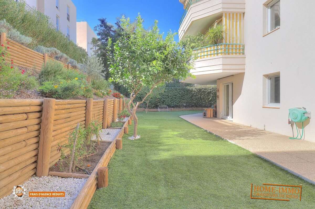 Appartement à VILLENEUVE-LOUBET