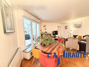 Appartement à SARTROUVILLE