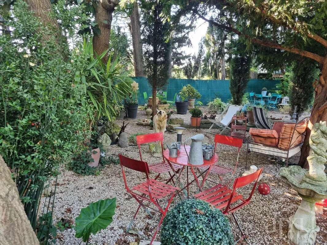 Appartement à EYRAGUES