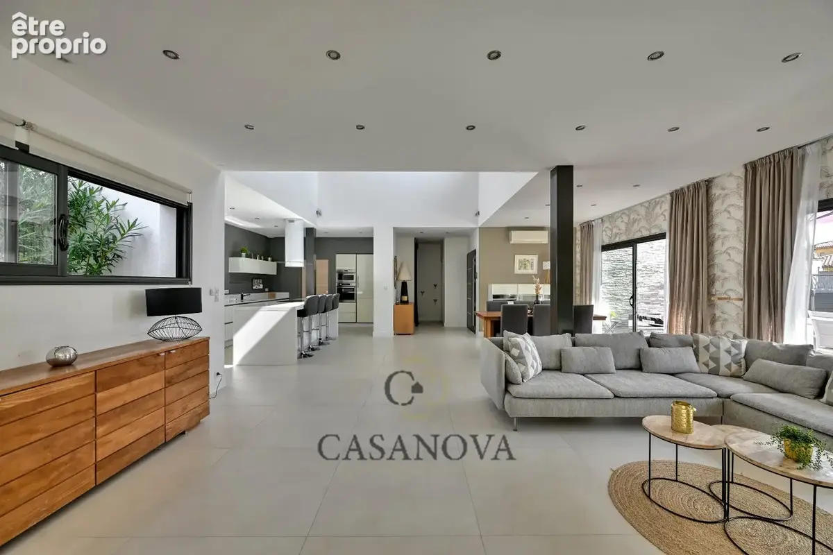 Villa contemporaine 212 m² avec piscine, terrasse et 4 chambres à Castelnau-le-Lez - photo 13