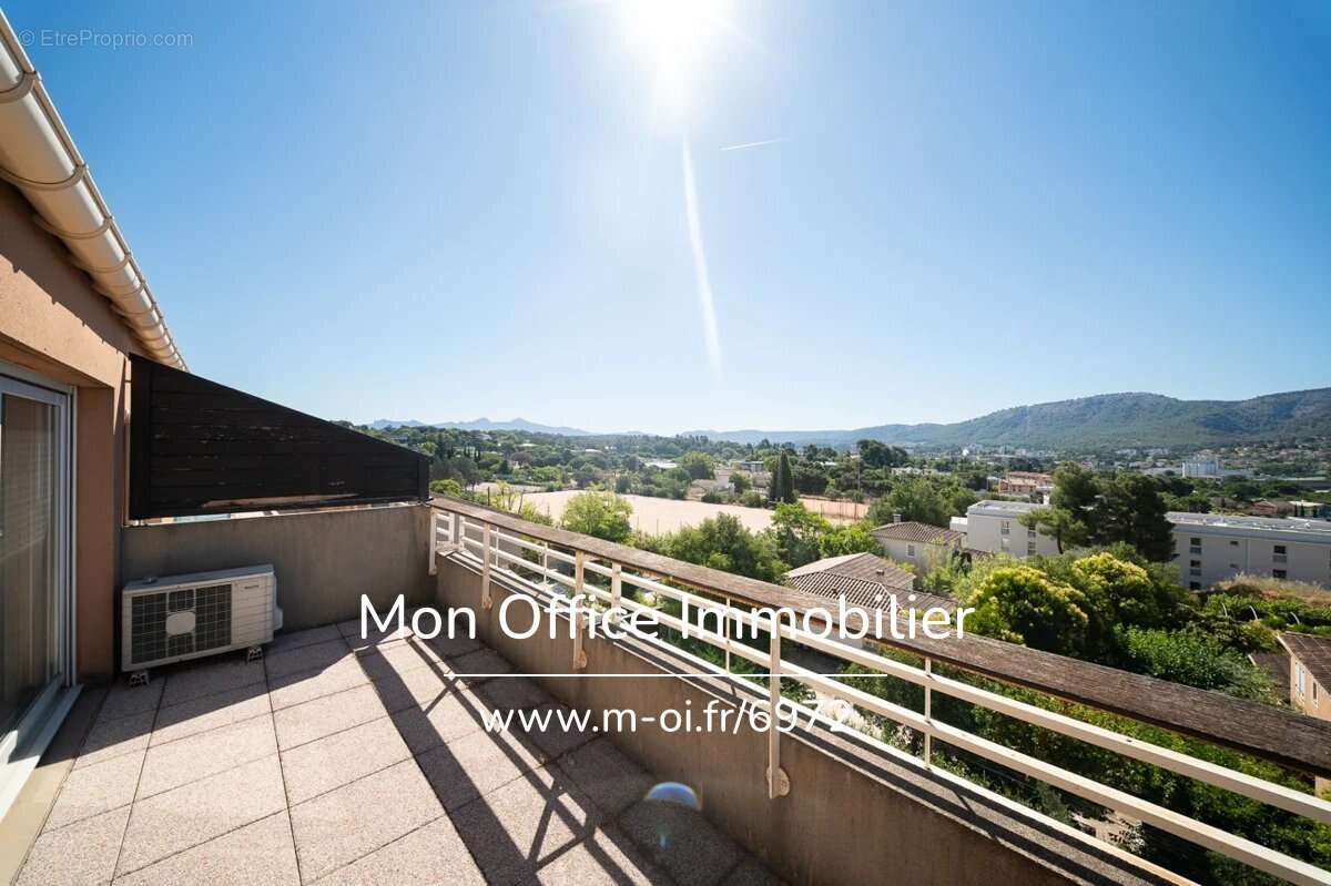 Appartement à MARSEILLE-11E