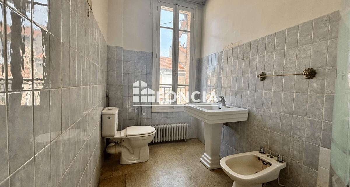 Maison de charme avec jardin privatif et éléments d'époque - photo 11