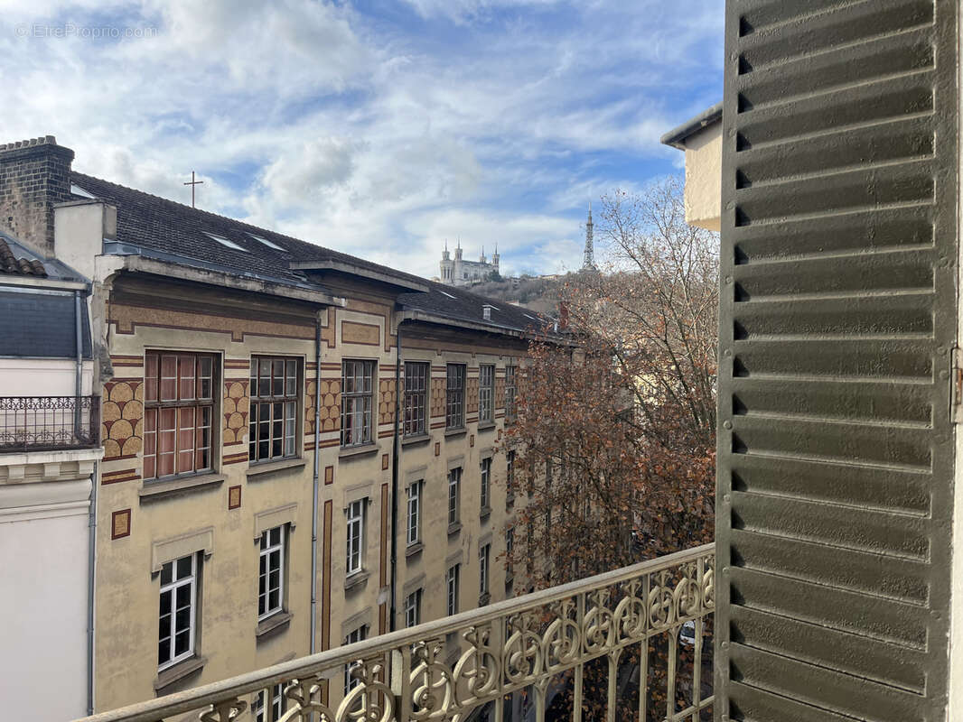 Appartement à LYON-1E